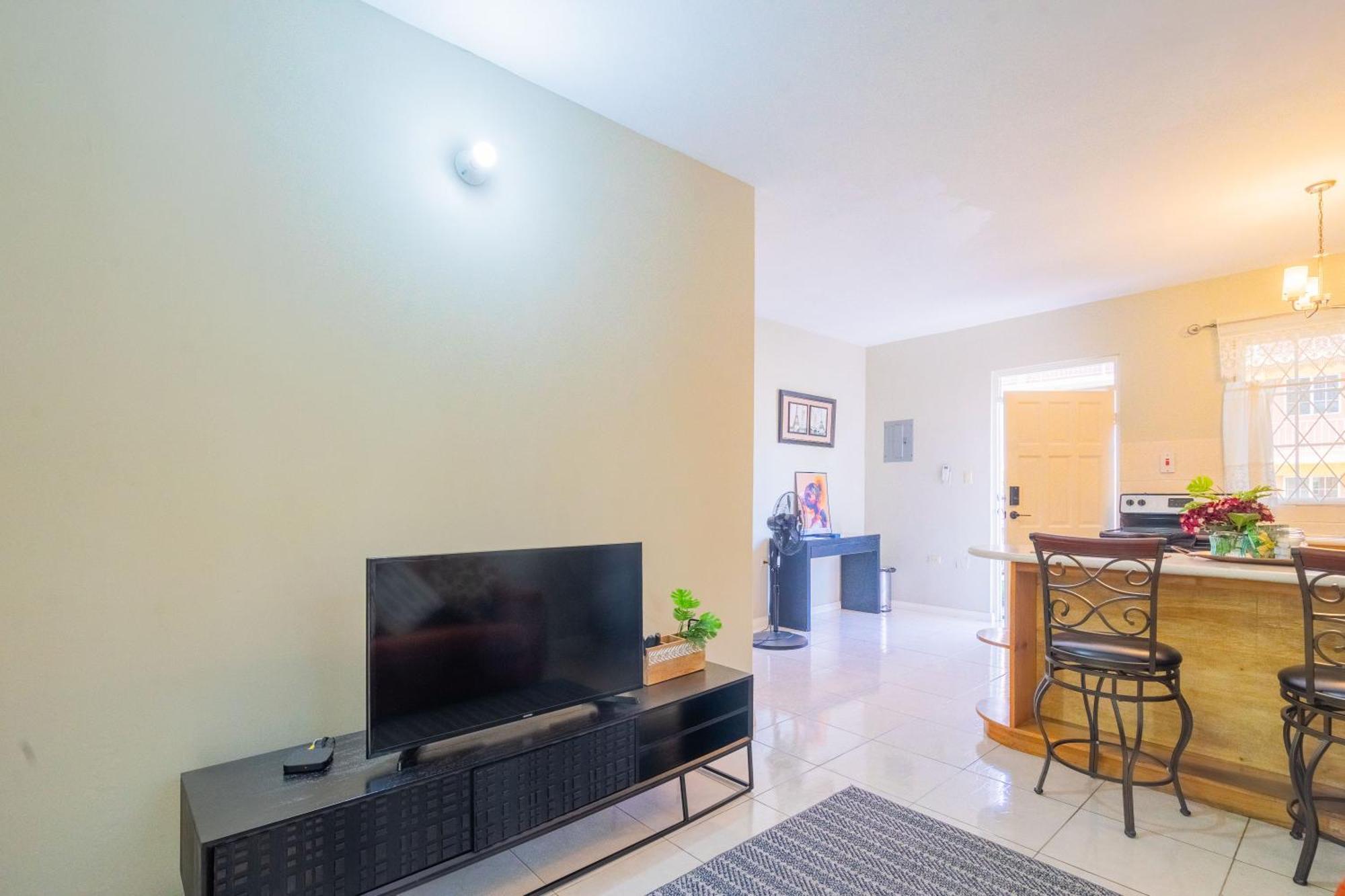 Musgrave Annex- Comfy 1 Bedroom Apartment On The Ground Floor Kingston Luaran gambar