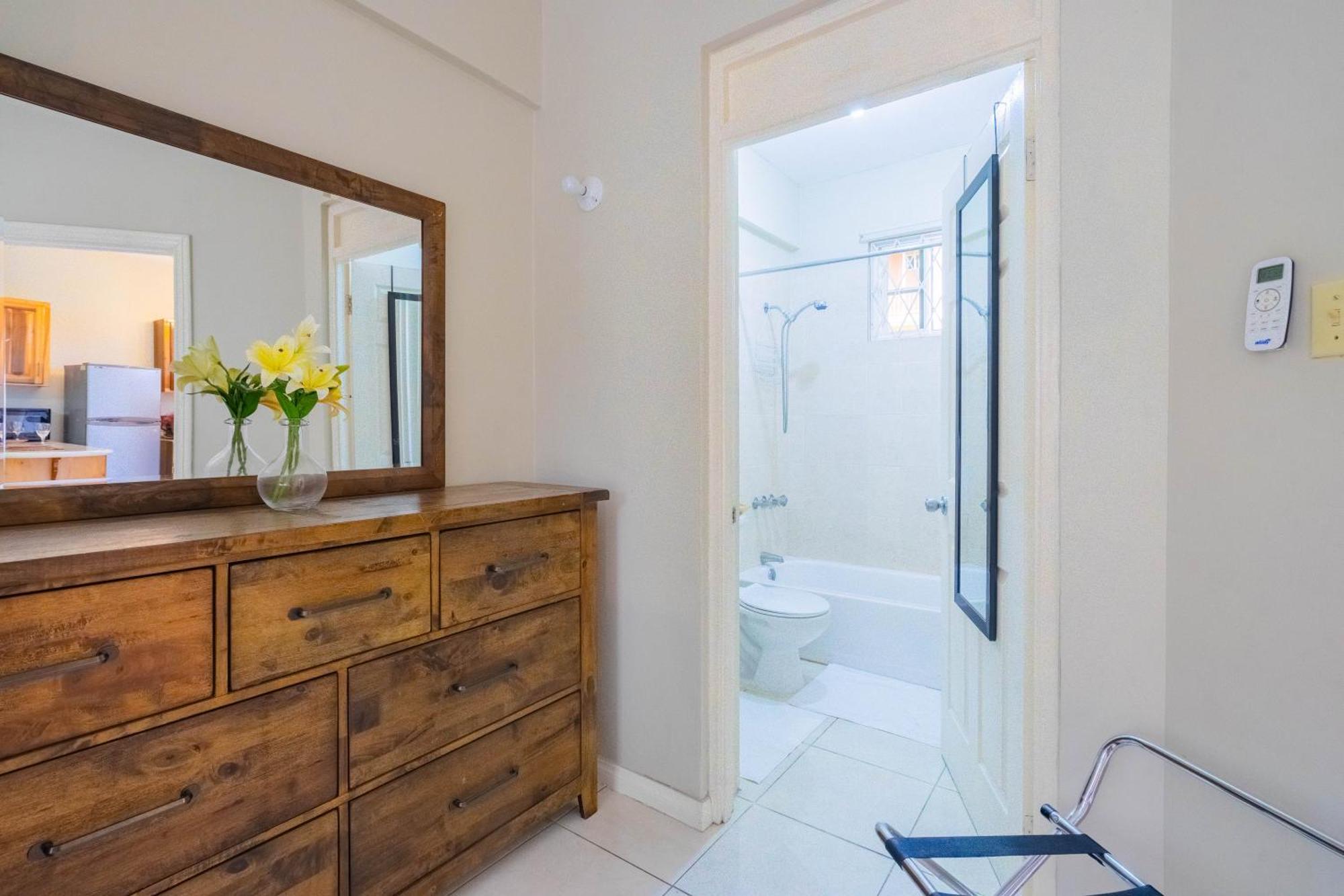 Musgrave Annex- Comfy 1 Bedroom Apartment On The Ground Floor Kingston Luaran gambar